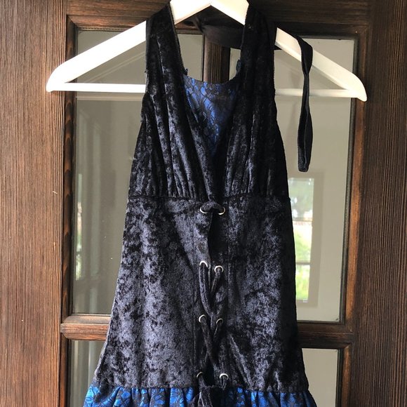 Midnight Vamp Costume Dress - Picture 6 of 15